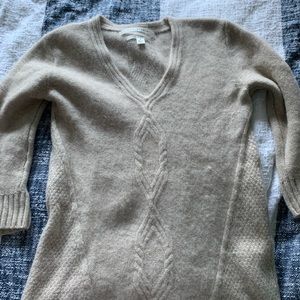 Super soft cashmere sweater. Perfect for fall